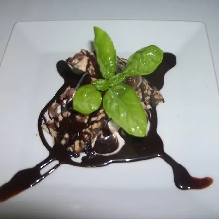 מלון Hidden Garden