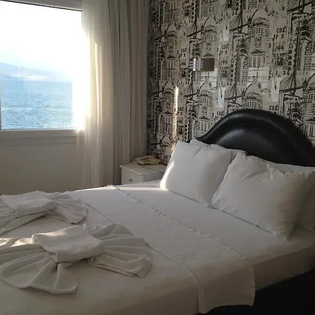 מלון Hidden Garden