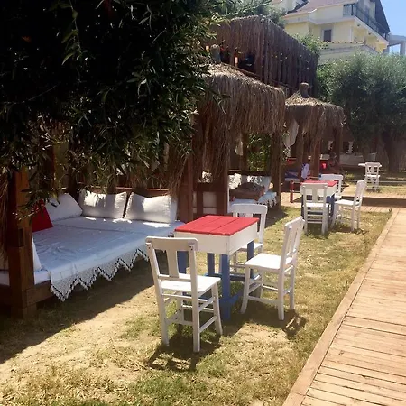 מלון Hidden Garden 2*